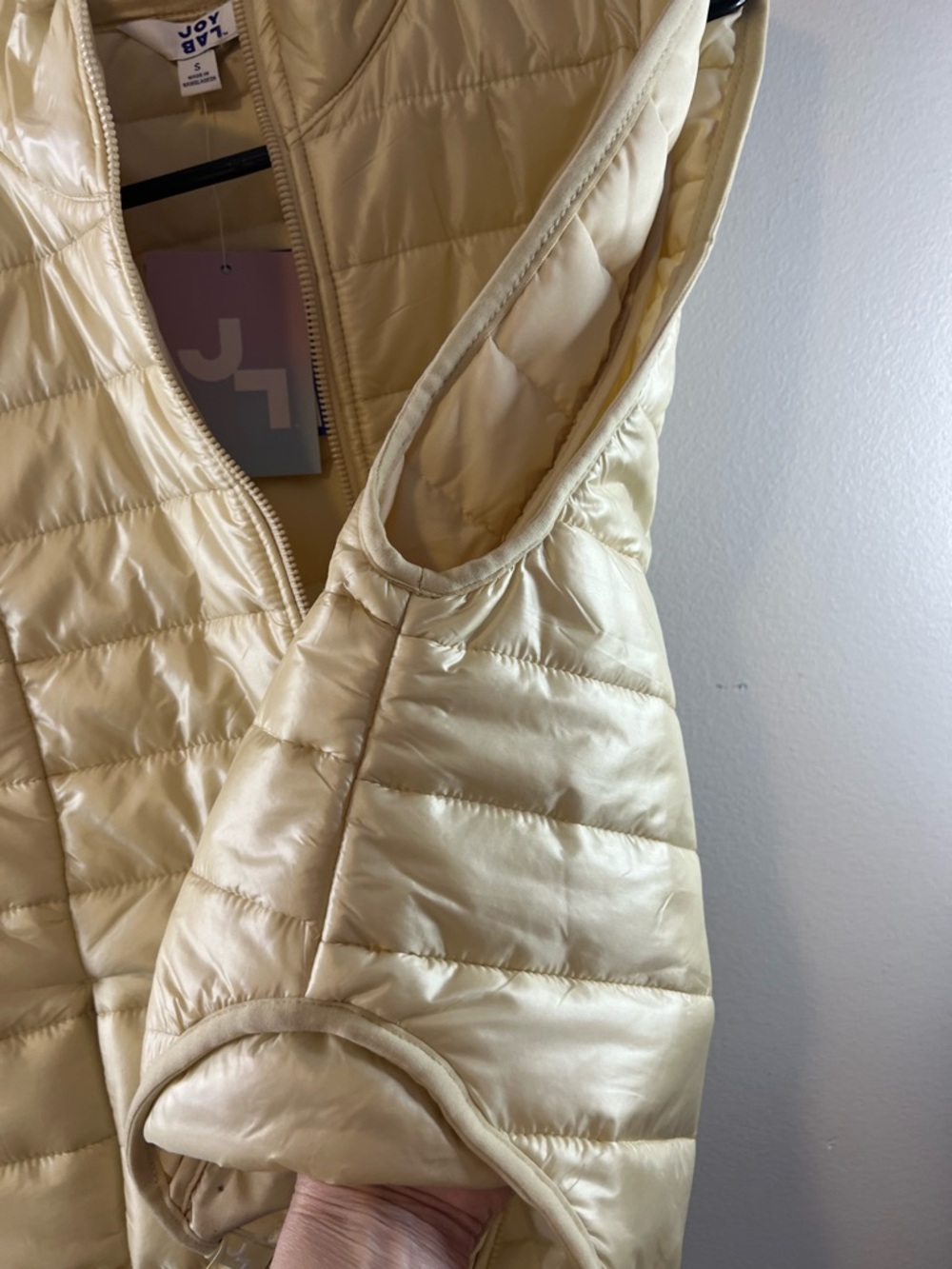 JoyLab Cream Quilted Puffer Vest - Picture 14 of 14